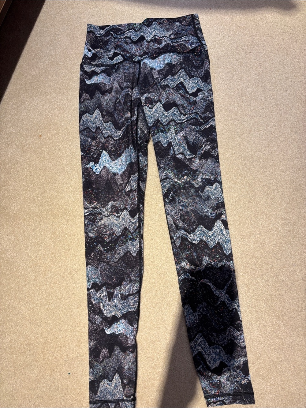 Ivivva Black and Gray Wave-Print High-Waist Leggings
